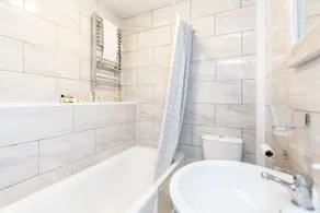 WelcomeStay Clapham Junction 2 Bedroom Apartment - Bad