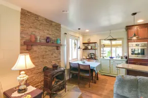 Quiet Challenge-brownsville Home Near Collins Lake - Innenbereich