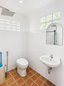 A View Khao Soon  - Baño