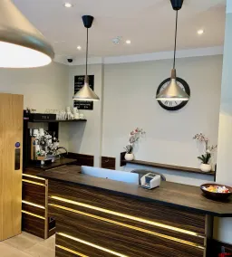 Angus Hotel - Rezeption