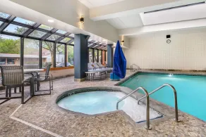 Best Western Plus InnTowner Madison - Pool