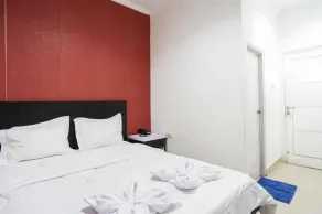 Heine Hotel - Room