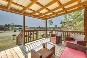 Pet-friendly Salesville Haven 3 Mi to Norfork Lake - Boendets fasad