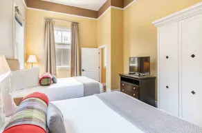 Inn at Diamond Cove - Rum