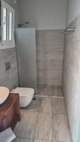Chloe Apartments - Bad