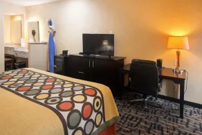 Super 8 by Wyndham Pasadena - Chambre