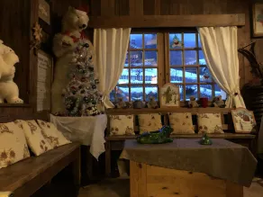 Hôtel Restaurant La Croix Jean Claude - Sitteområde i lobbyen