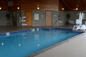FairBridge Inn & Suites Thorp - Pool