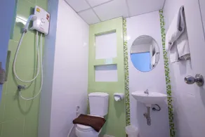 Salinsiri at Lat Krabang - Bathroom