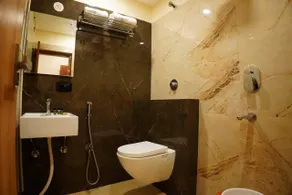 The MARUTINANDAN GRAND - Bathroom