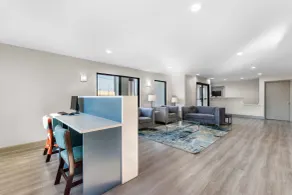 Days Inn by Wyndham Enterprise - Hall