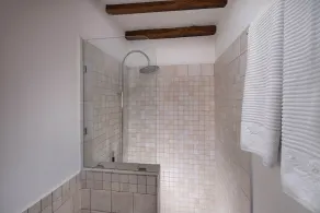 Sakali Mansion - Bathroom