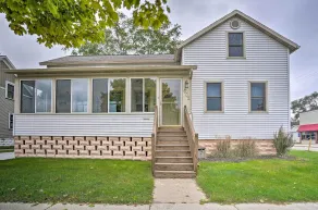 All-Season Grand Haven Getaway with Deck! - Interior