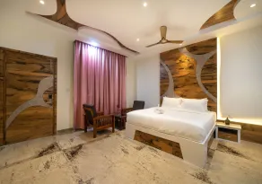 SR Jungle Resort - Room