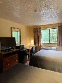 LaVale Inn Cumberland Area - Zimmer