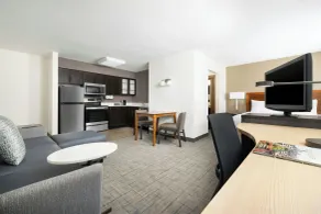 Residence Inn by Marriott Des Moines West at Jordan Creek Town Center - Chambre