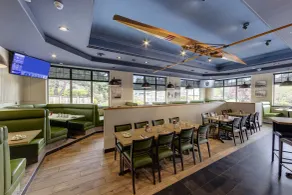 Holiday Inn Victoria - Elk Lake by IHG - Restaurant