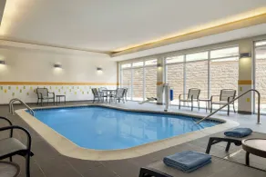 Fairfield Inn & Suites by Marriott Bristol - Piscine