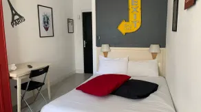 Vieille tour Hotel centre Rouen - Room