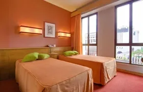 Hotel Alif Campo Pequeno - Chambre