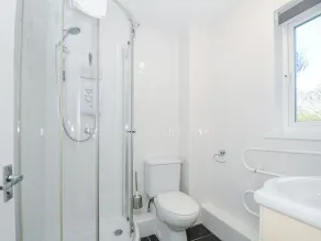 24 Valley Lodge - Badezimmer