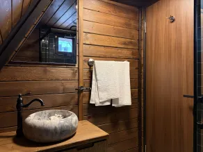 Bona Dea - Bathroom