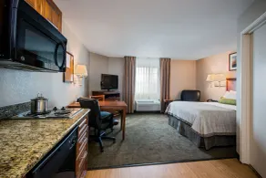 Candlewood Suites Perrysburg by IHG - Chambre