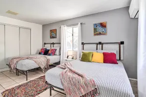 Oasis du Désert de Californie avec Jacuzzi + Vues sur la Montagne ! - Intérieur