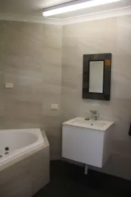 Busselton Ithaca Motel - Bathroom