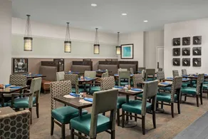 DoubleTree by Hilton Chicago O'Hare Airport - Rosemont - Restaurant