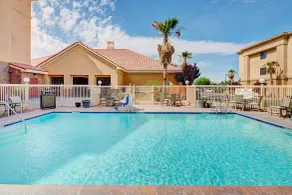 Homewood Suites by Hilton Lancaster - Piscine