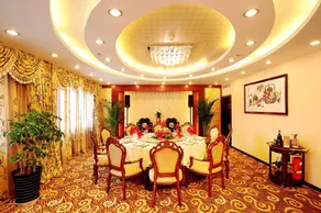 Super House International - Restaurant