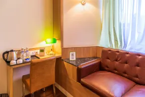Treebo Premium Grand Emerald - Room