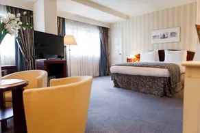 Hotel Le Châtelain - Room