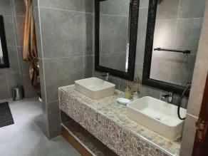 Excalibur Boutique Hotel - Bathroom