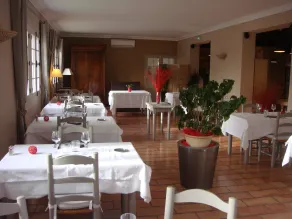 Hotellerie du Domaine de Cabasse - Restaurang