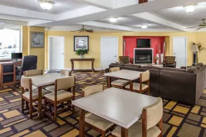 Econo Lodge Byron near Historic District - Warner Robins - Hall