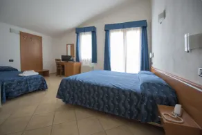 Hotel Isola Rossa - Habitación
