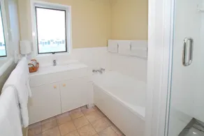 Takapuna Motor Lodge - Badezimmer