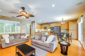 5 Mi to Dtwn Modesto: Family Home w/ Patio! - Interior