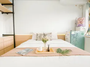 Comfy Studio Room at Patraland Urbano Apartment By Travelio - Værelse