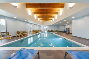 Home2 Suites By Hilton Madison East - Pool
