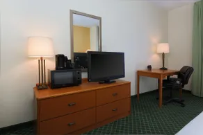 Comfort Inn & Suites Zanesville City Center - Chambre