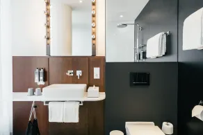 Ruby Tessa Hotel Rotterdam by IHG - Casa de banho
