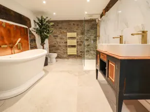 Plas Glan Yr Afon - Badezimmer