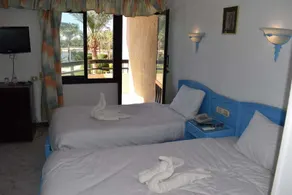 Geisum beach hotel - Rum