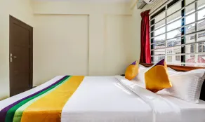Itsy Hotels Rain Tulsi Stayz, Palarivattom Junction - Chambre