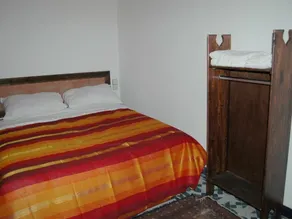 Riad Taha - Room