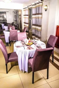 Merril Hotel - Restaurant