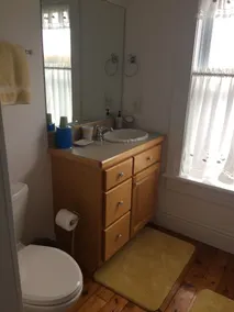Butternut Ridge Bed & Breakfast - Bathroom